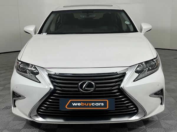2018-Lexus-ES-250 image:17