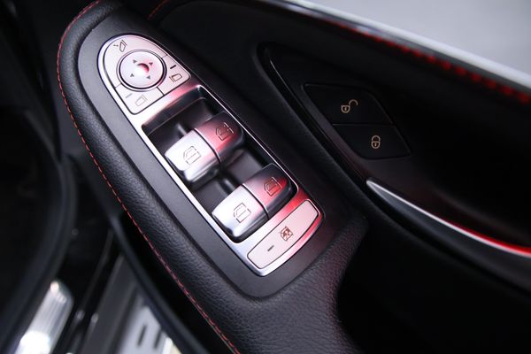 2021-Mercedes-AMG-GLC-43-AMG-Coupe-4Matic image:14