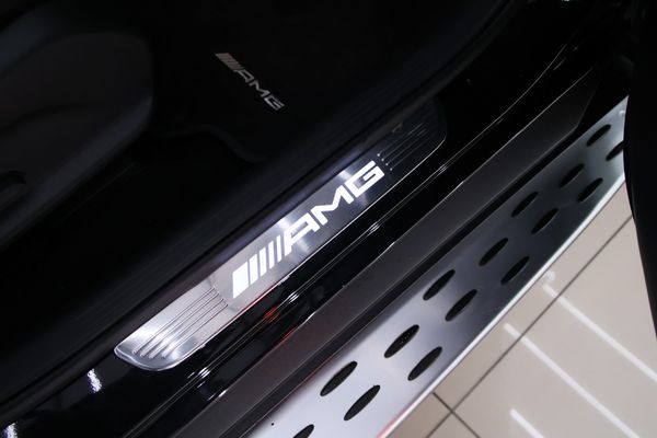 2021-Mercedes-AMG-GLC-43-AMG-Coupe-4Matic image:15