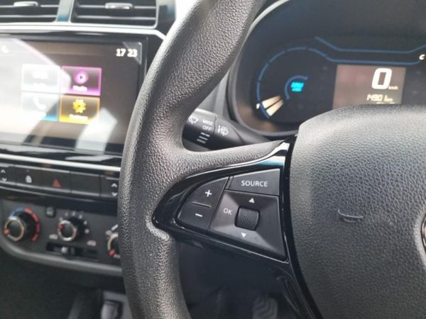 2024-Renault-Kwid-10-Climber image:15