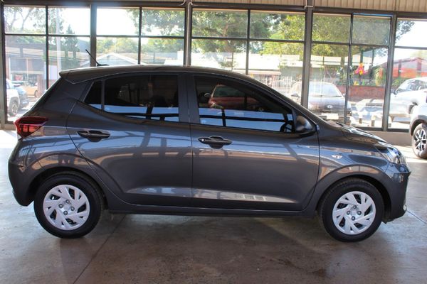 2025-Hyundai-Grand-i10-10-Motion image:7