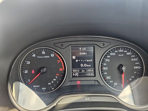 2017-Audi-Q2-14-TFSI-Sport-Auto-35-TFSI image:17