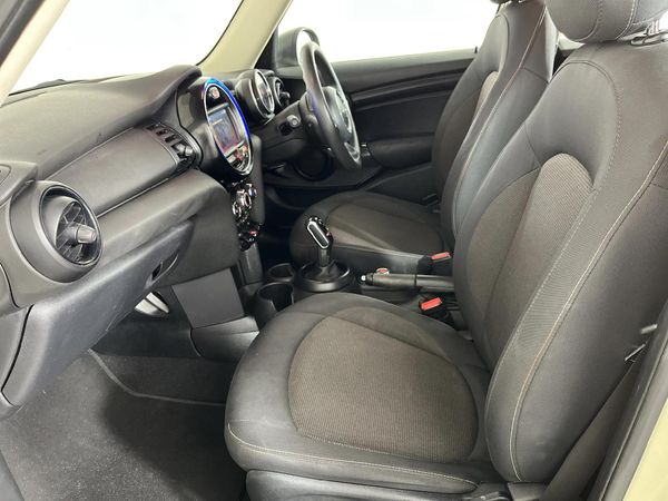 2019-MINI-Hatch-One-15T-5-dr-Auto image:8
