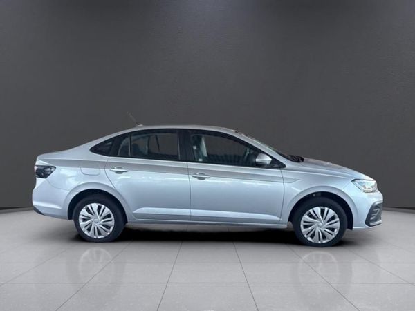 2024-Volkswagen-Polo-16-Classic-Auto image:7