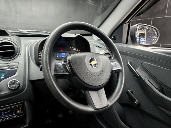 2015-Chevrolet-Utility-14-AC image:10