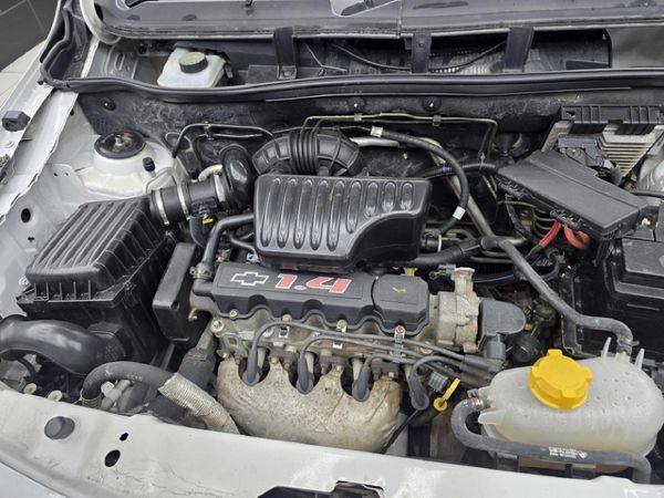 2015-Chevrolet-Utility-14-AC image:15
