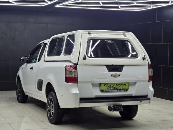 2015-Chevrolet-Utility-14-AC image:3