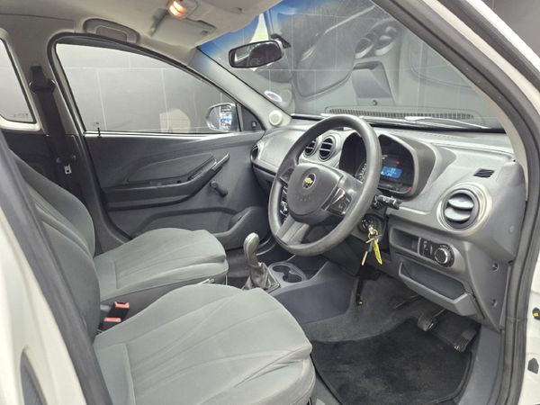 2015-Chevrolet-Utility-14-AC image:8