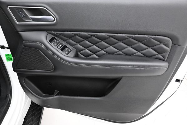 2022-GWM-P-Series-PV-20-TD-LS-Auto-Double-Cab image:19