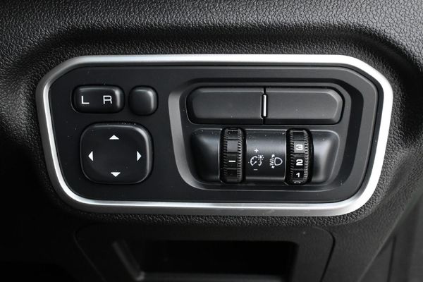 2022-GWM-P-Series-PV-20-TD-LS-Auto-Double-Cab image:20