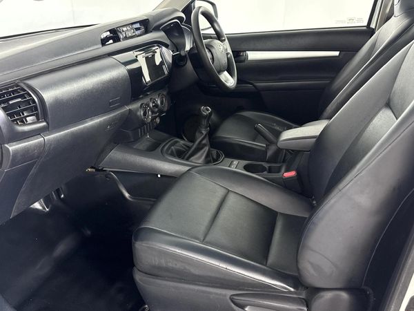 2023-Toyota-Hilux-24-GD-6-Raised-Body-SR-Single-Cab image:6
