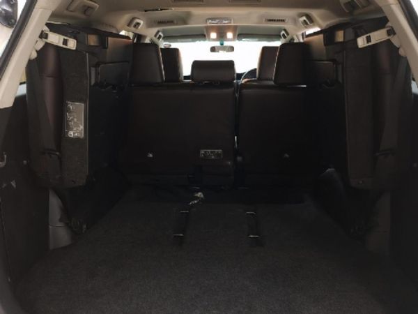 2020-Toyota-Fortuner-24-GD-6-Raised-Body-Auto image:13