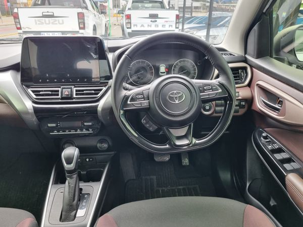 2025-Toyota-Starlet-Cross-15XR-Auto image:4