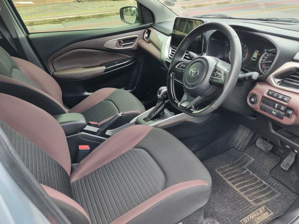 2025-Toyota-Starlet-Cross-15XR-Auto image:5