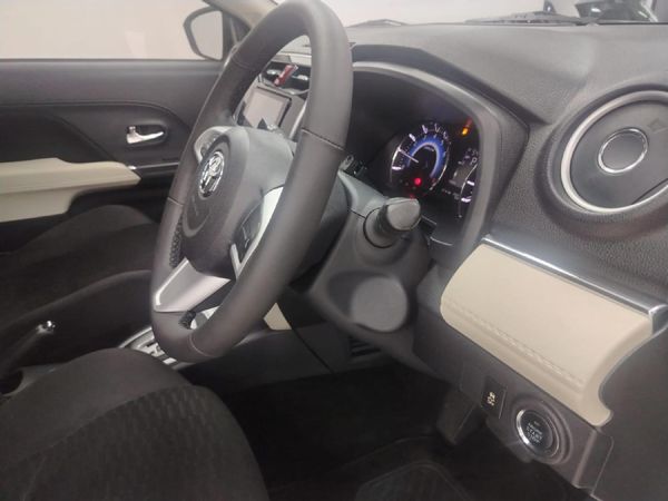 2019-Toyota-Rush-15-Auto image:8