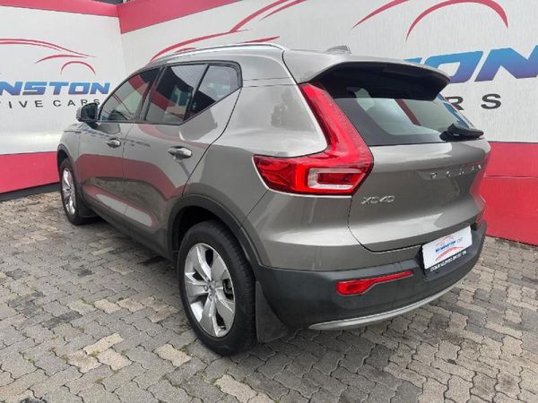2022-Volvo-XC40-T3-Momentum-Auto image:3