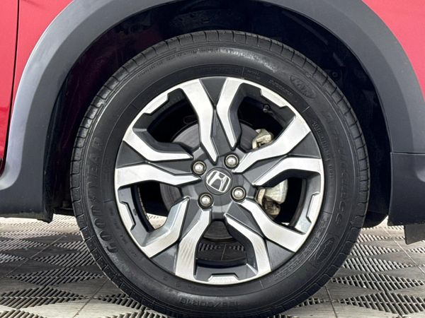 2024-Honda-WR-V-12-Elegance image:4