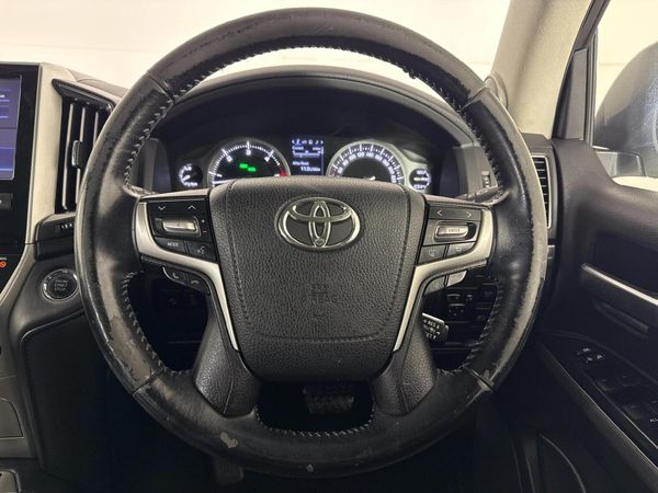 2016-Toyota-Land-Cruiser-200-45-D-V8-VX-Auto image:13