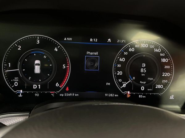 2019-Volkswagen-Touareg-30-TDI-V6-Executive image:2