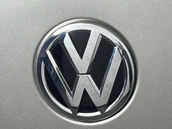 2017-Volkswagen-Transporter-T6-Crew-Bus-20-TDI-LWB-103kW-Auto-Panel-Van image:10