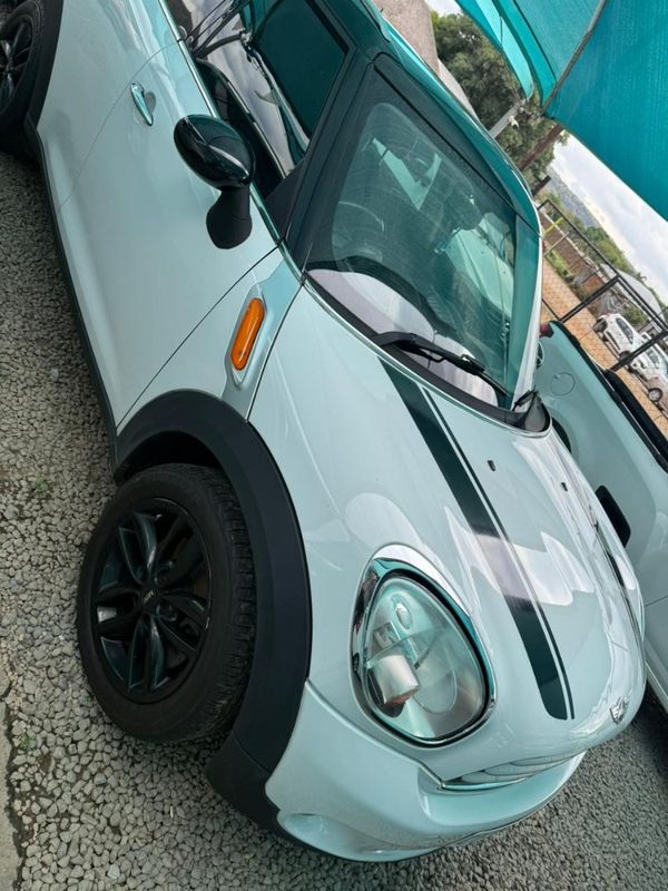 2013-MINI-Countryman-Cooper image:1