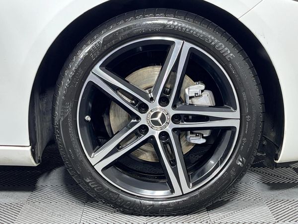 2022-Mercedes-Benz-A-Class-A-200-Progressive-Auto image:5