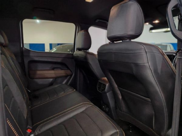 2023-Volkswagen-Amarok-20-BiTDI-154kW-4Motion-Panamericana-Auto-Double-C image:10