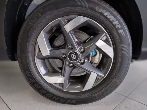 2022-Hyundai-Venue-10-TGDI-Fluid-DCT image:9