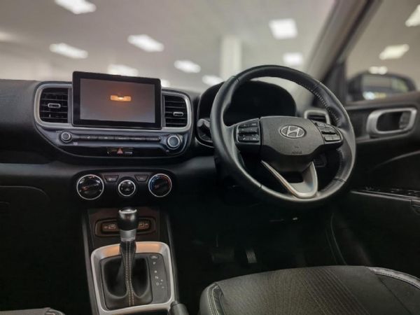 2022-Hyundai-Venue-10-TGDI-Fluid-DCT image:14