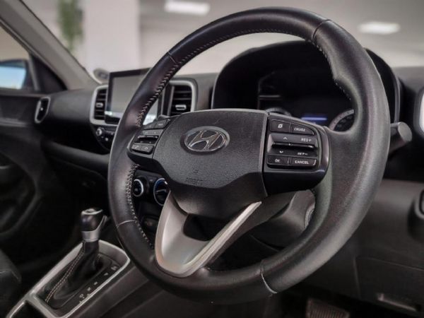 2022-Hyundai-Venue-10-TGDI-Fluid-DCT image:17