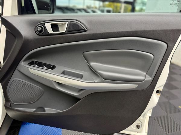 2017-Ford-EcoSport-15-TDCi-Titanium image:12
