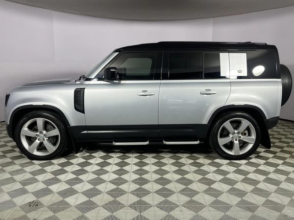 2021-Land-Rover-Defender-110-D240-First-Edition-177kW image:18