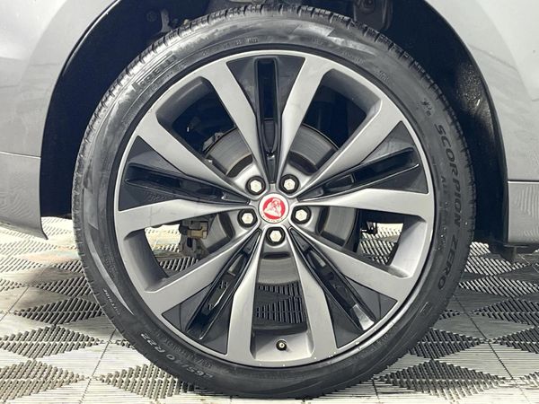 2019-Jaguar-F-Pace-20Di4-AWD-R-Sport-177kW image:7