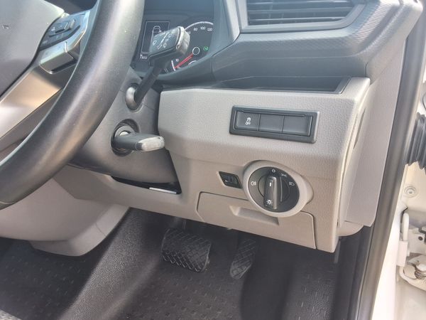 2024-Volkswagen-Kombi-T61-20-TDI-110kW-Auto-Trendline image:12