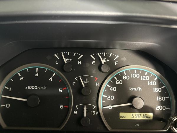 2019-Toyota-Land-Cruiser-79-45-D-Double-Cab image:2