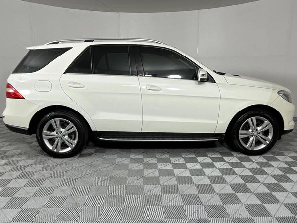 2013-Mercedes-Benz-ML-350-Bluetec image:15