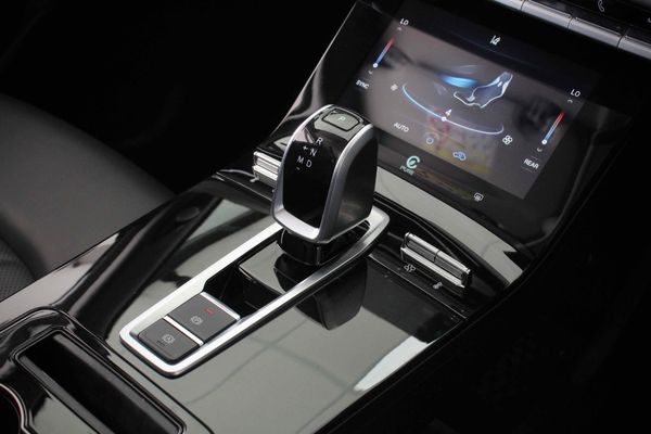 2025-Chery-Tiggo-8-Pro-16-TGDI-Executive image:15
