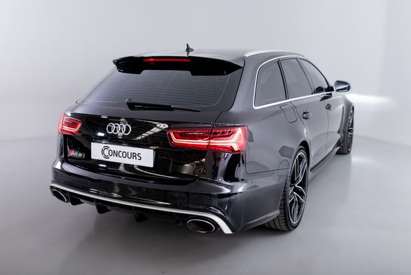 2015-Audi-RS6-Avant-quattro image:3