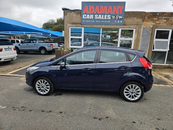2013-Ford-Fiesta-10-EcoBoost-Titanium-5-dr image:1