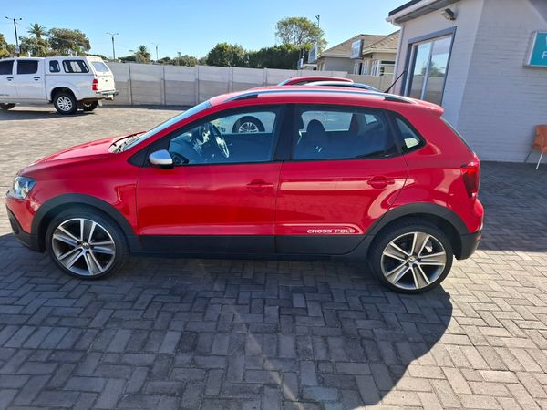 2012-Volkswagen-Polo-16-Cross-5-dr image:1