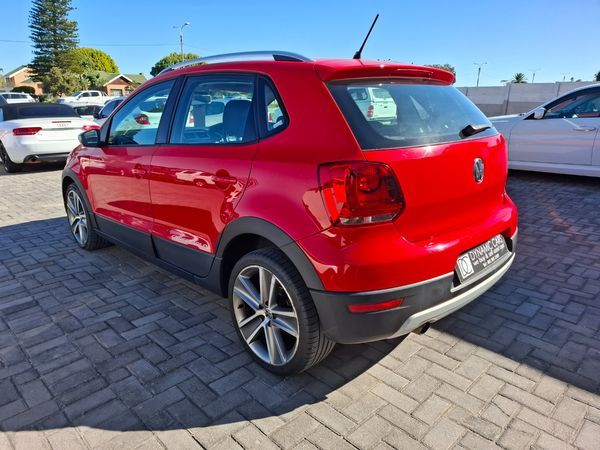 2012-Volkswagen-Polo-16-Cross-5-dr image:2