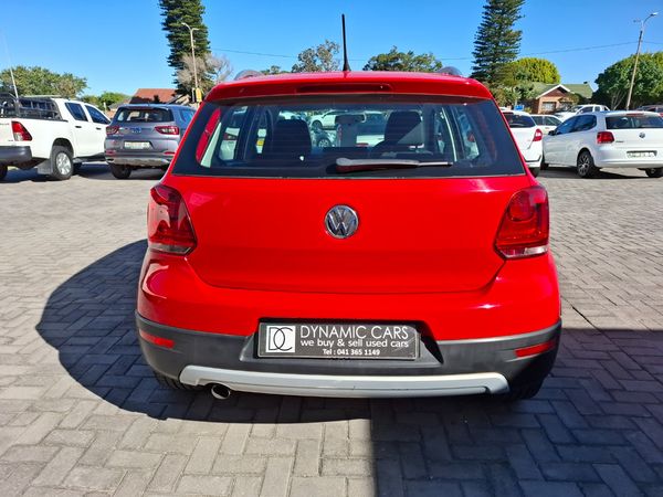 2012-Volkswagen-Polo-16-Cross-5-dr image:3