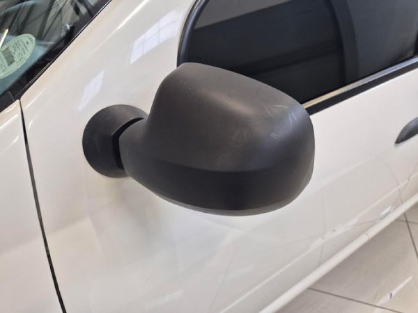 2022-Nissan-NP200-16-AC-Safety-Pack image:17