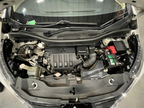 2021-Mitsubishi-Xpander-15-Auto image:9