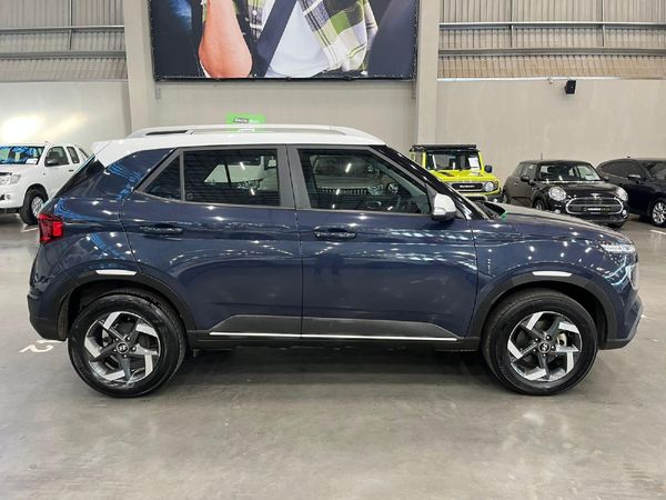 2021-Hyundai-Venue-10-TGDI-Fluid image:7