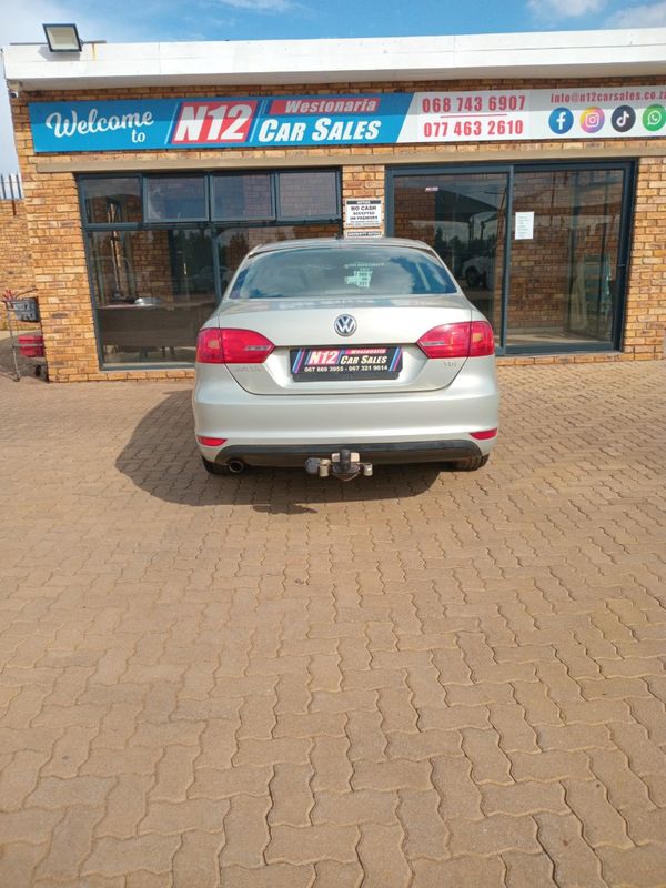 2011-Volkswagen-Jetta-VI-20-TDI-Highline image:3