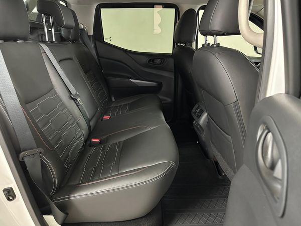 2026-Nissan-Navara-25DDTi-PRO-4X-Warrior-4x4-Double-Cab-Auto image:13