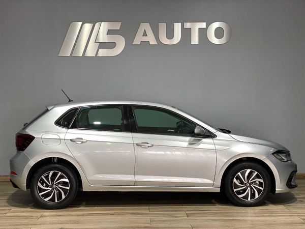 2022-Volkswagen-Polo-10-TSI-Life-Auto-DSG image:3