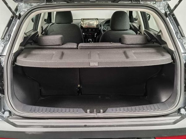2026-Mahindra-XUV-3XO-12T-MX2-Auto image:4