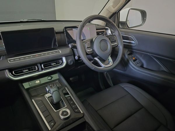 2025-GWM-P-Series-P300-24TD-LT-Double-Cab-Auto image:11